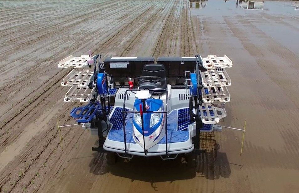 スマート農業との違いは「範囲」と「視点」