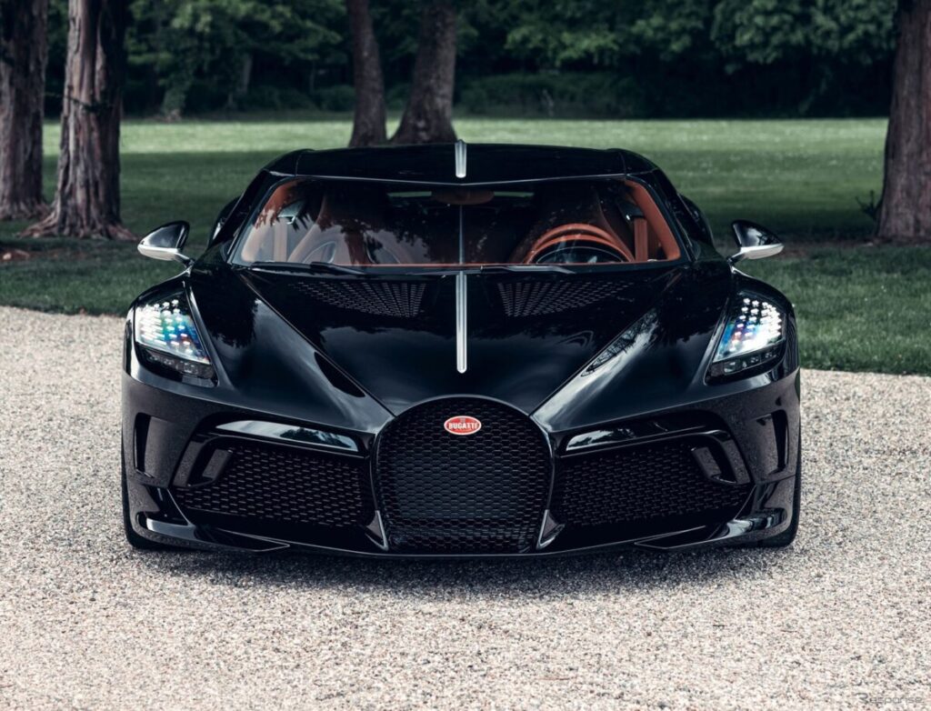 3位：ブガッティ ラ・ヴォワチュール・ノワール（約19億円）